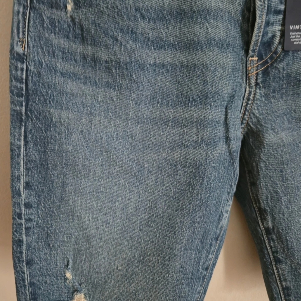 Gap Women's High Rise Bermuda Short Size 4/27 Vintage Stretch Light Wash NWT - Picture 2 of 8